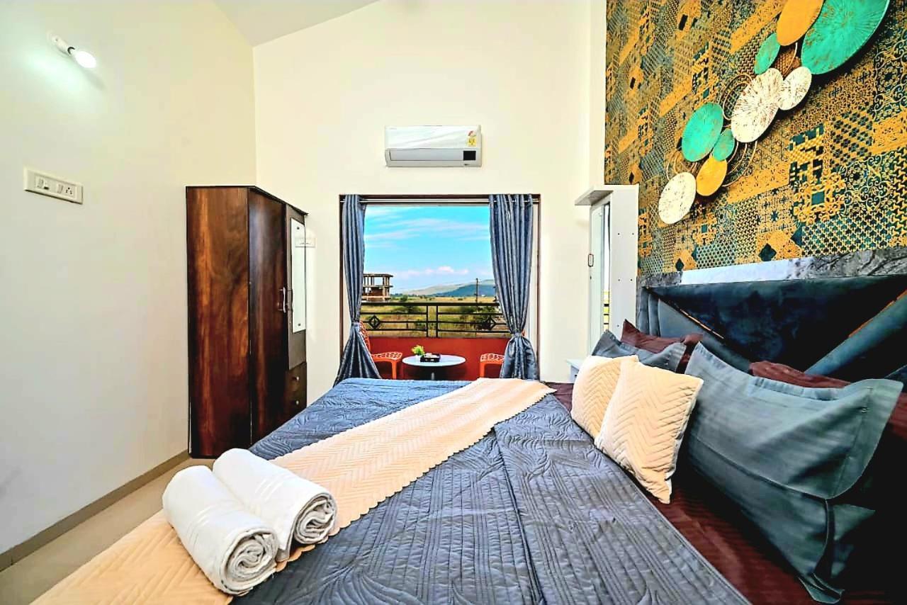 Ll Empyrean Stay Ll Airawat Villa Ll 2Bhk Ll Ac Ll Private Pool Ll Wifi Ll ロナバラ エクステリア 写真