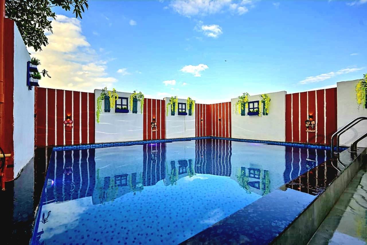 Ll Empyrean Stay Ll Airawat Villa Ll 2Bhk Ll Ac Ll Private Pool Ll Wifi Ll ロナバラ エクステリア 写真